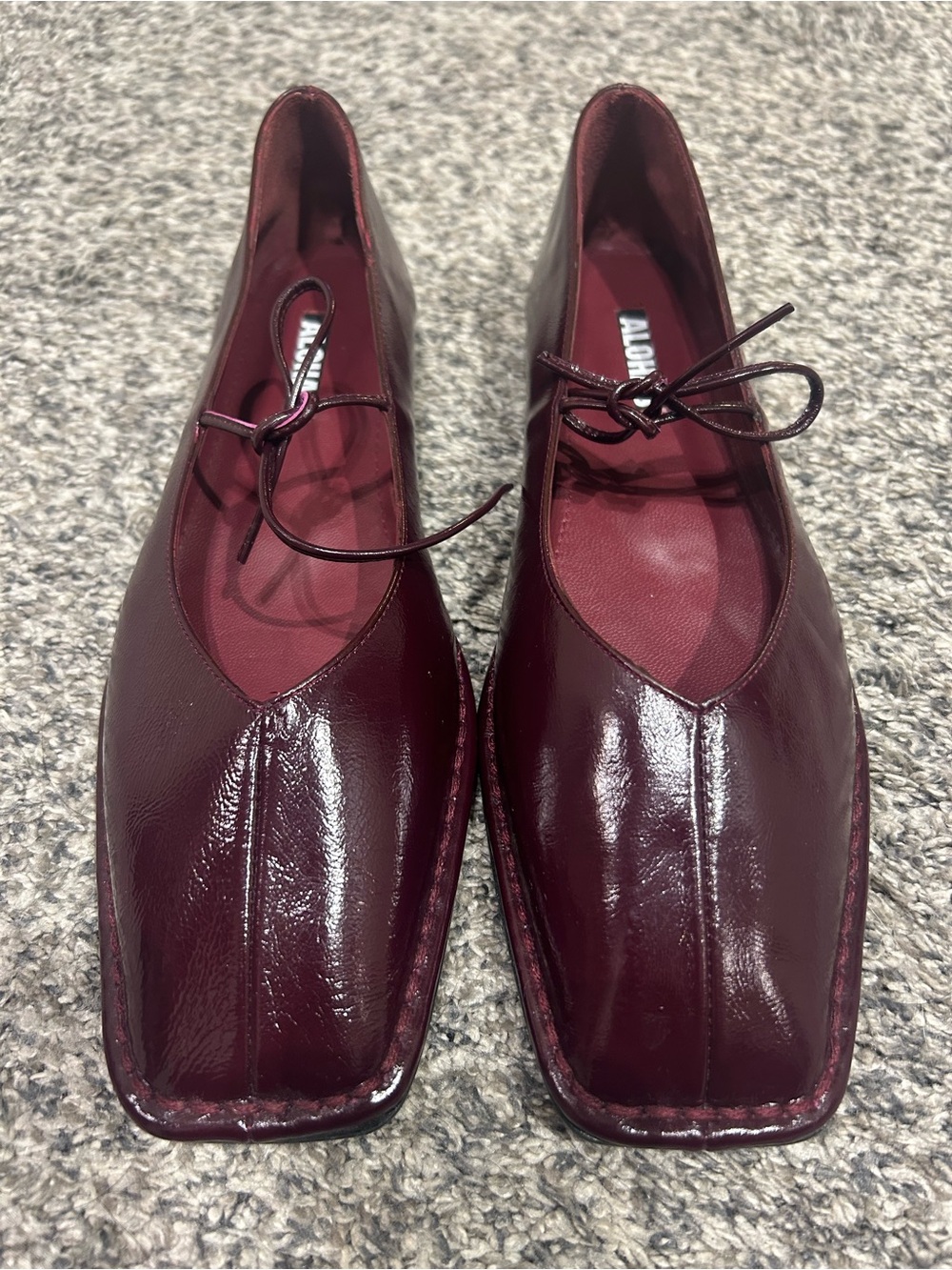 ALOHAS Wine Patent Square-Toe Ballet Flats with Bow Tie